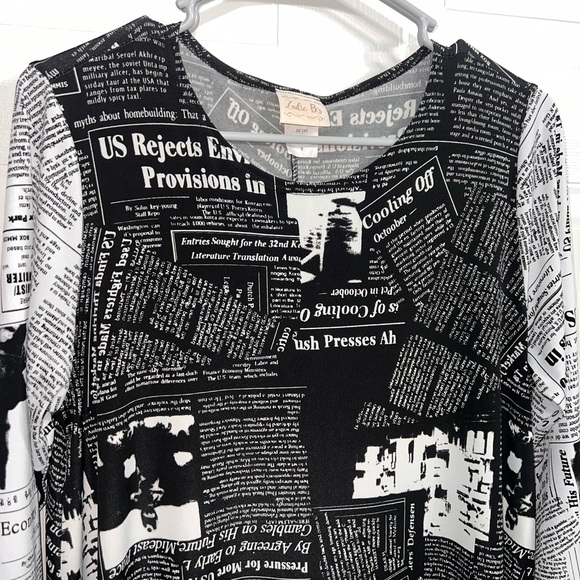 Zadie B’s Black and White Newspaper Print High Low Top - Picture 2 of 4